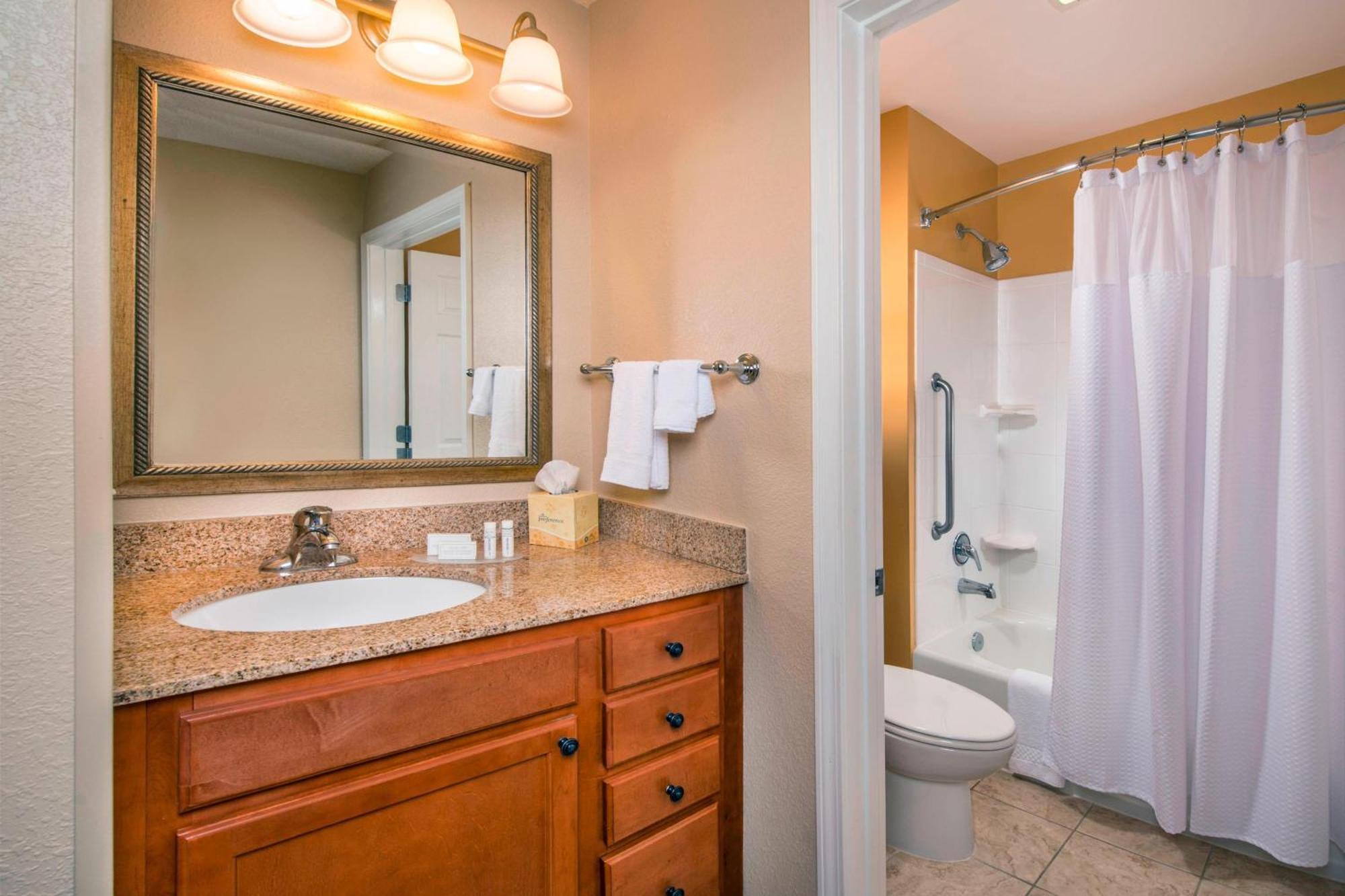 Towneplace Suites By Marriott Clinton At Joint Base Andrews Ngoại thất bức ảnh