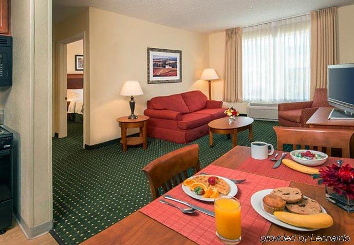 Towneplace Suites By Marriott Clinton At Joint Base Andrews Ngoại thất bức ảnh